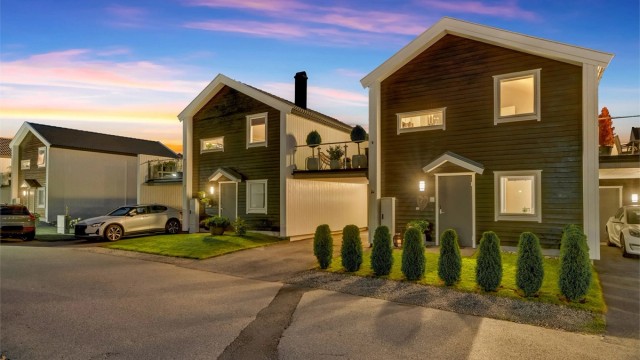 Bodalsjordet 20A presenteres av Raymond Bøhn i Krogsveen.
Fotograf; Kristoffer Kristiansen.