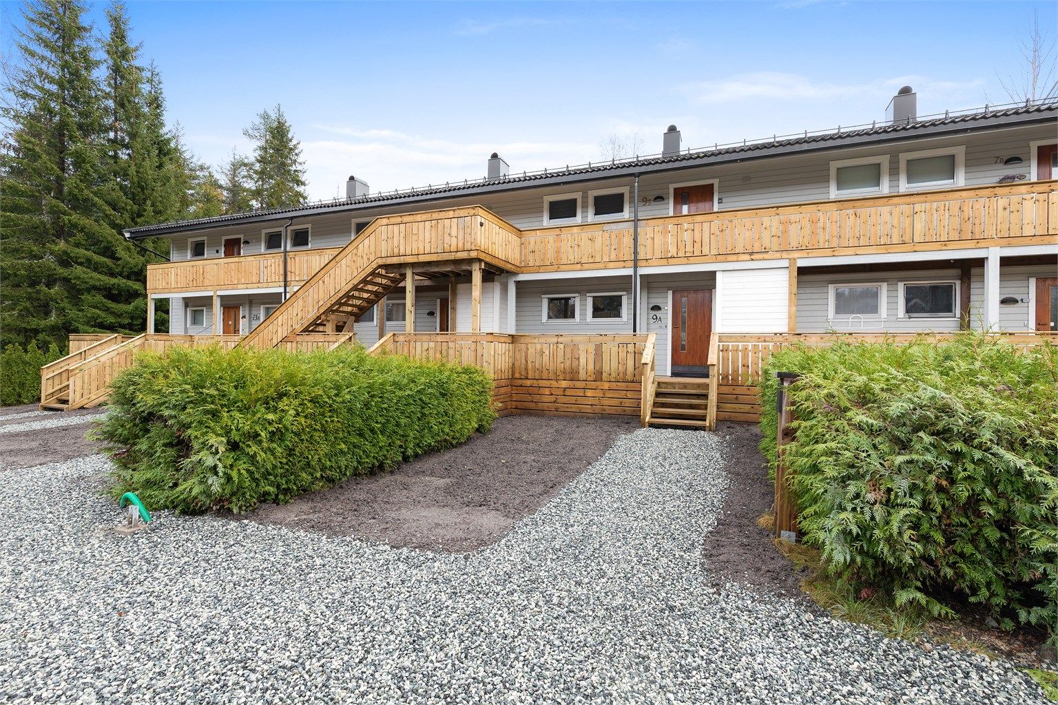 Her får du en romslig og gjennomgående 2-roms eierleilighet i rolig område.