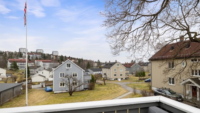 Balkongen har en skjermet beliggenhet med lite innsyn