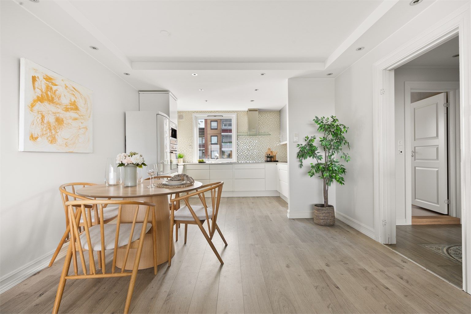 Velkommen til 4-roms i 3. etasje i Olav Nygards veg 23!