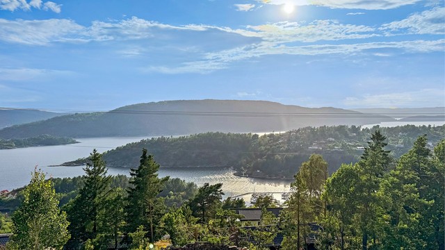 Gylteåsen er et veletablert og ettertraktet hyttefelt, kun ca. 8 minutter med bil fra Drøbak sentrum (privat bilde).