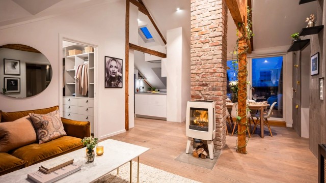 Tom Martinsen v/Krogsveen har gleden av å presentere en rålekker og sjarmerende toppleilighet med ettertraktet beliggenhet på Rodeløkka. Foto: Peter Futo v/Cool Pics AS.