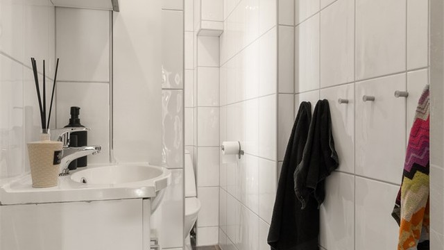 Bad/wc med fliser og varmekabler