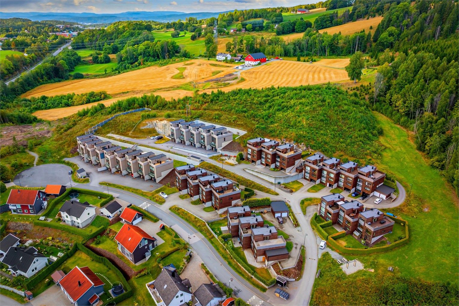 Enkel adkomst til E18 i retning Asker/Oslo og Drammen.