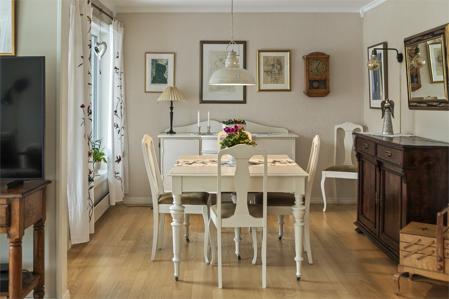 Koselig plass til spisestuen