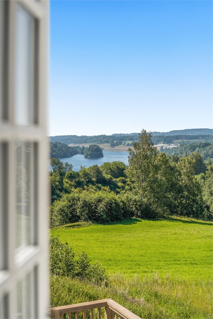 Fra soverommet har man nydelig utsikt til Vorma