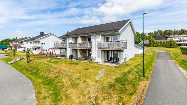 Vårliveien 23G - presenteres av Krogsveen.
Fotograf; Børge Oppegård.