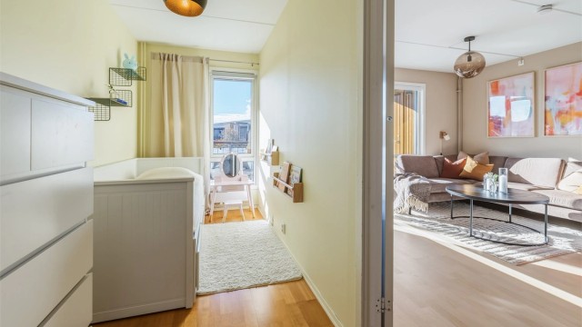 Soverom to med direkte adkomst til stuen.