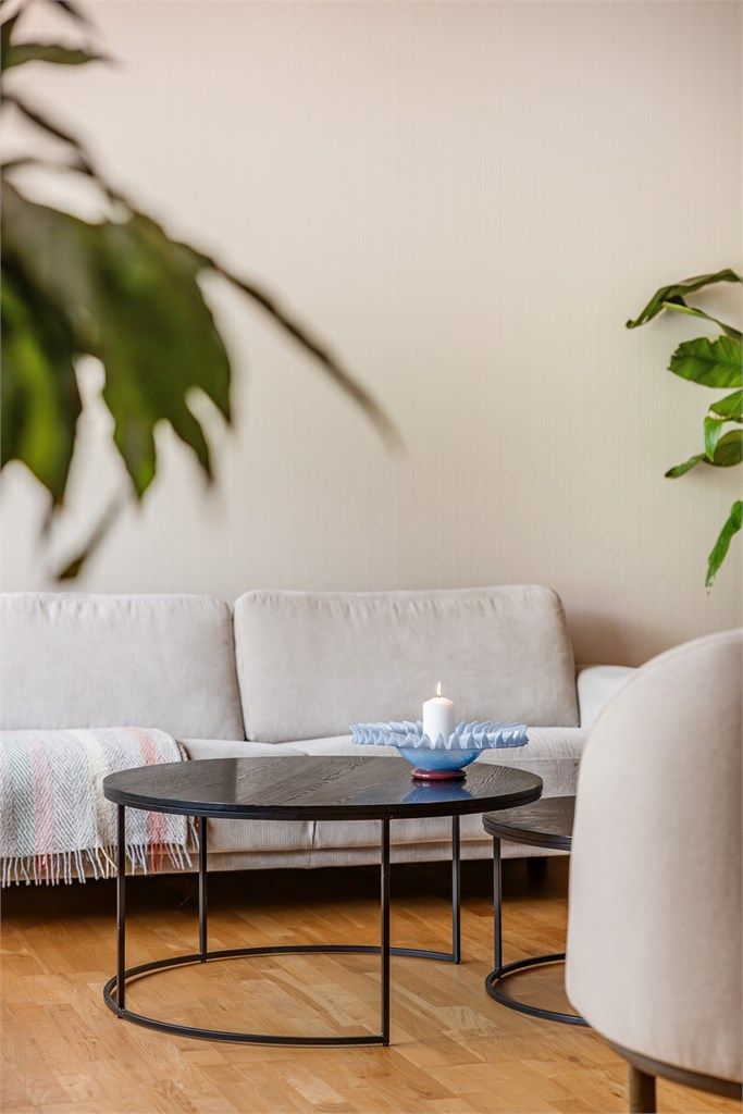Gjennomtenkte materialvalg og farger skaper en helhetlig stil.