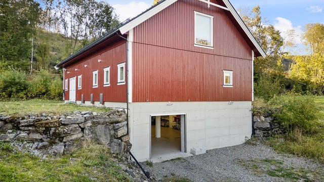 Låven er på ca. 358 kvm (BRA), fordelt over tre etasjer.