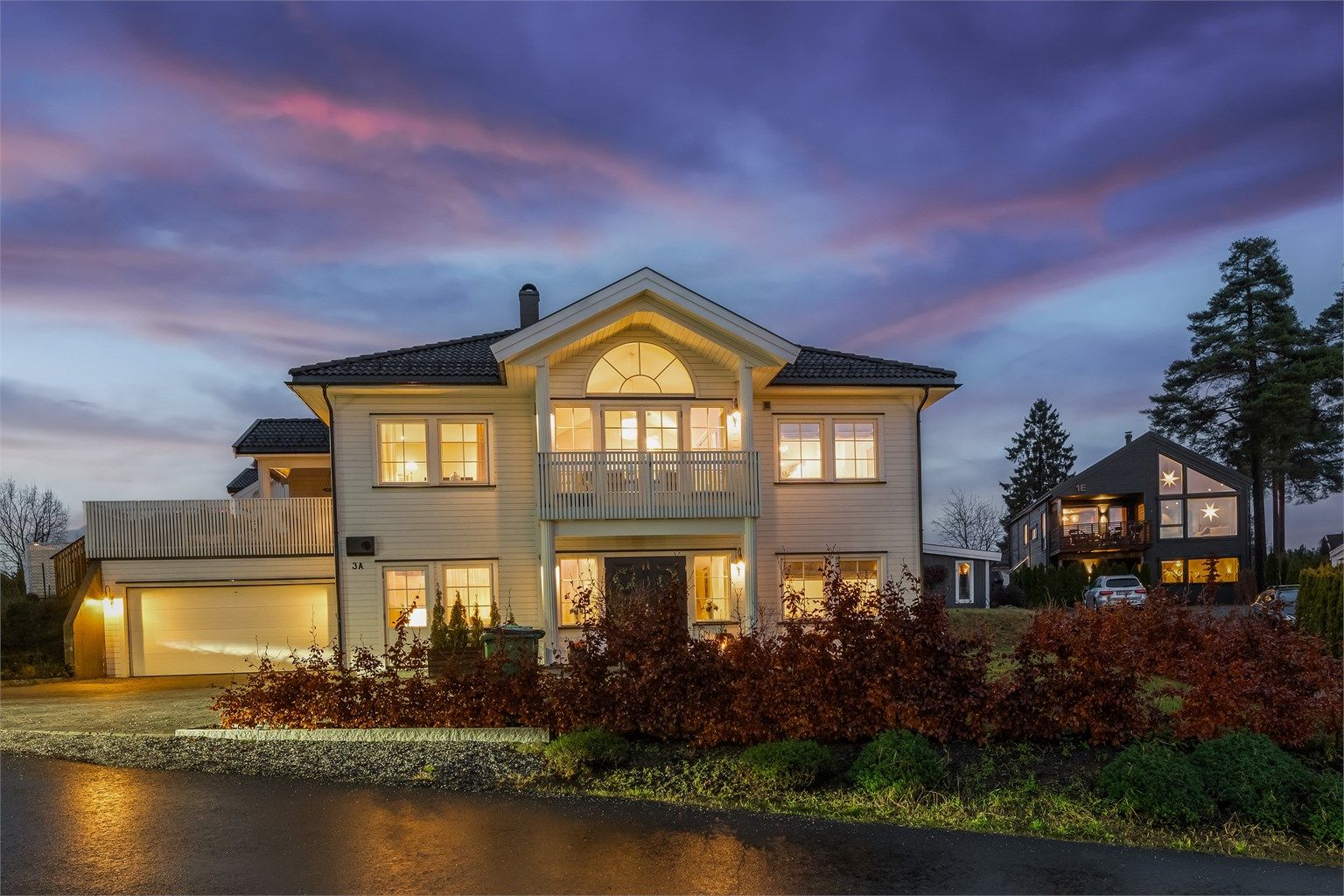 Velkommen til Kvernlivegen 3A. En flott familiebolig fra 2017 med dobbelgarasje. ( Foto: Morten Eriksen). 