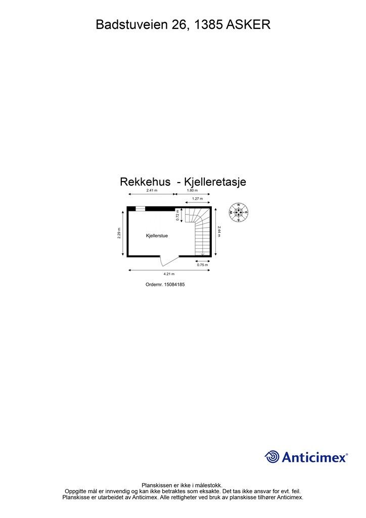 Plantegning kjelleretasje. Kjelleretasjen består av et innredet rom og gir tilgang til fellesarealer og bod. (Kjellerstuen er ikke godkjent for varig opphold)