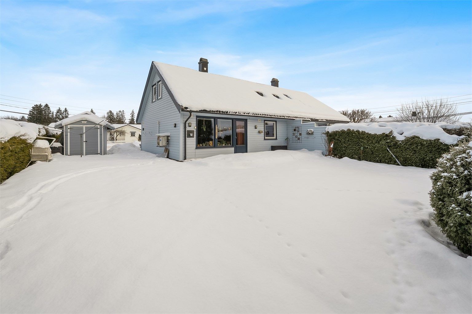 Velkommen til Siggerudhagan 22C - En pen halvpart tomannsbolig med stor hage.