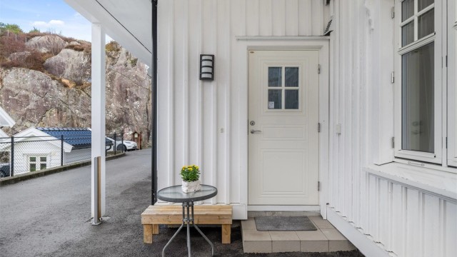 Velkommen inn til kjellerleiligheten