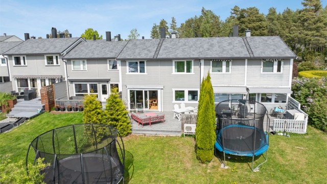 Velkommen til Furuholtet 39! - Presentert av Elisiff Wennersgaard v/Krogsveen Nesodden