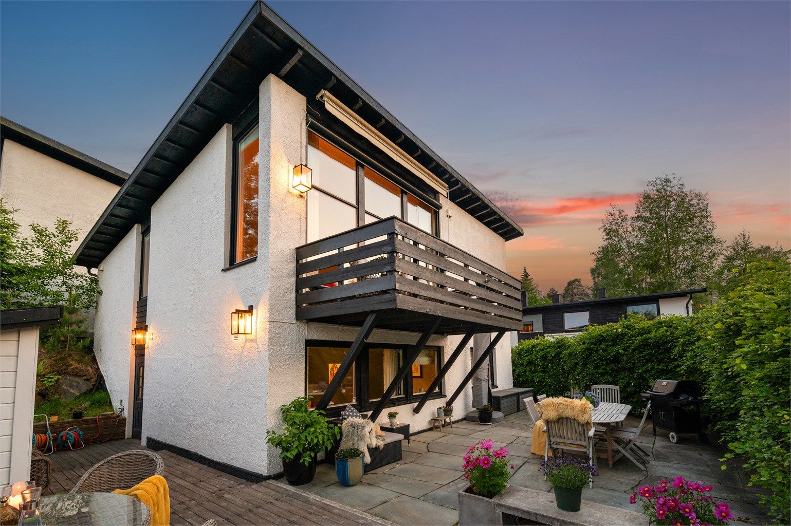 Krogsveen v/Nhut Nam Huynh har gleden av å presentere Lilloseterveien 18C!