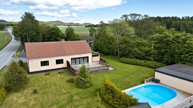 Velkommen til Brunlanesveien 749 fotograf: Diakrit v/ Christian Thorsbye