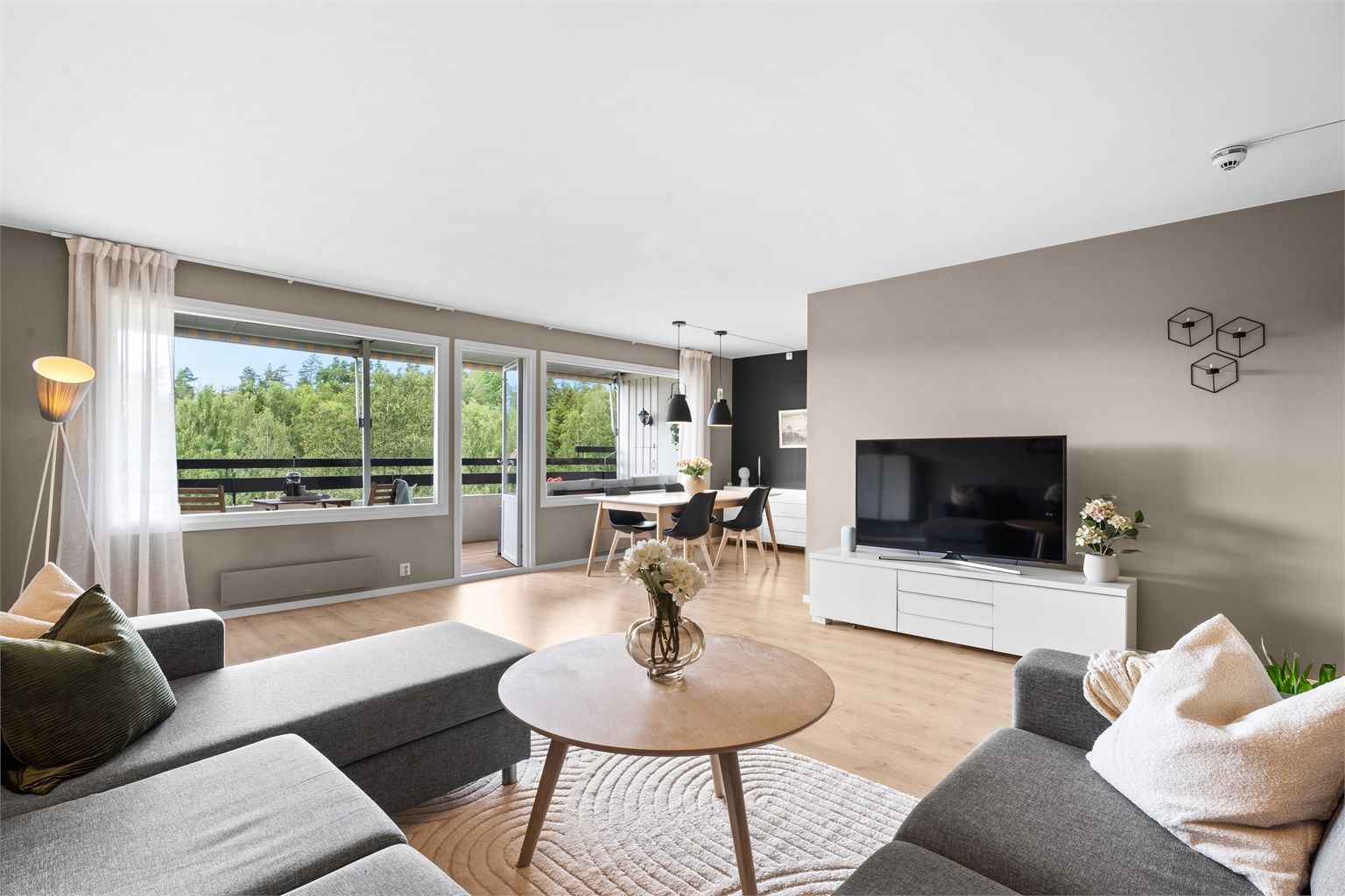 Sebastian Håbesland v/Krogsveen presenterer Slalåmveien 5D - moderne leilighet med solrik uteplass