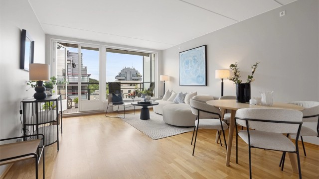 Velkommen til denne flotte og innbydende leiligheten i Karenslyst allé 40!