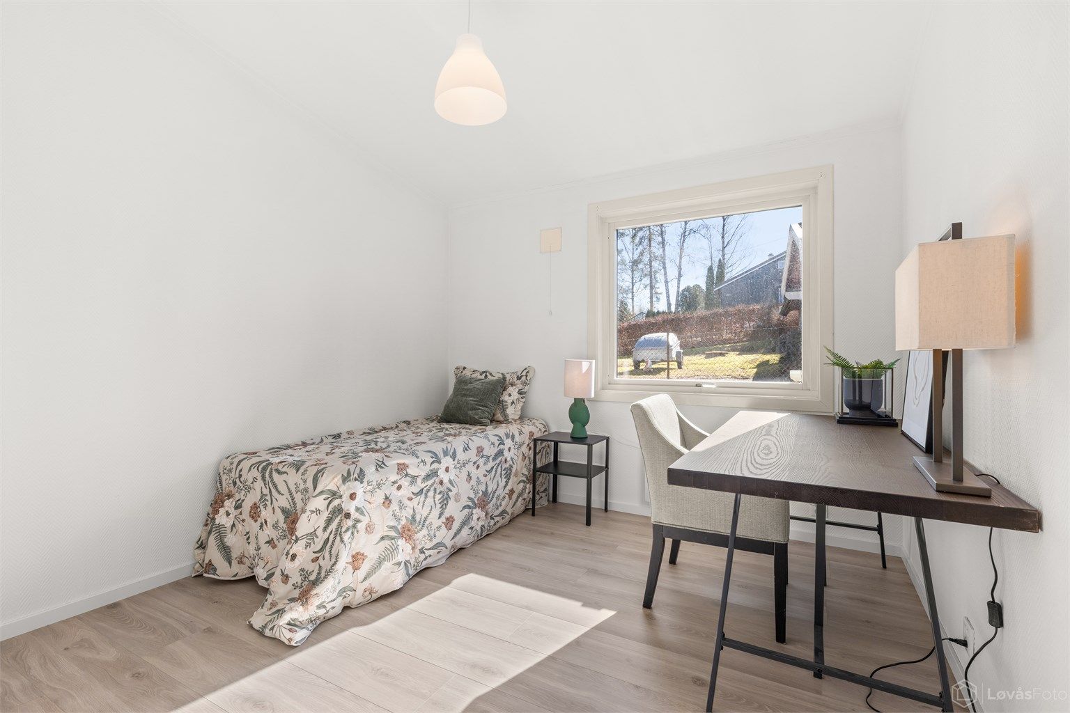 Soverom med 1-stavs laminatgulv i 2026