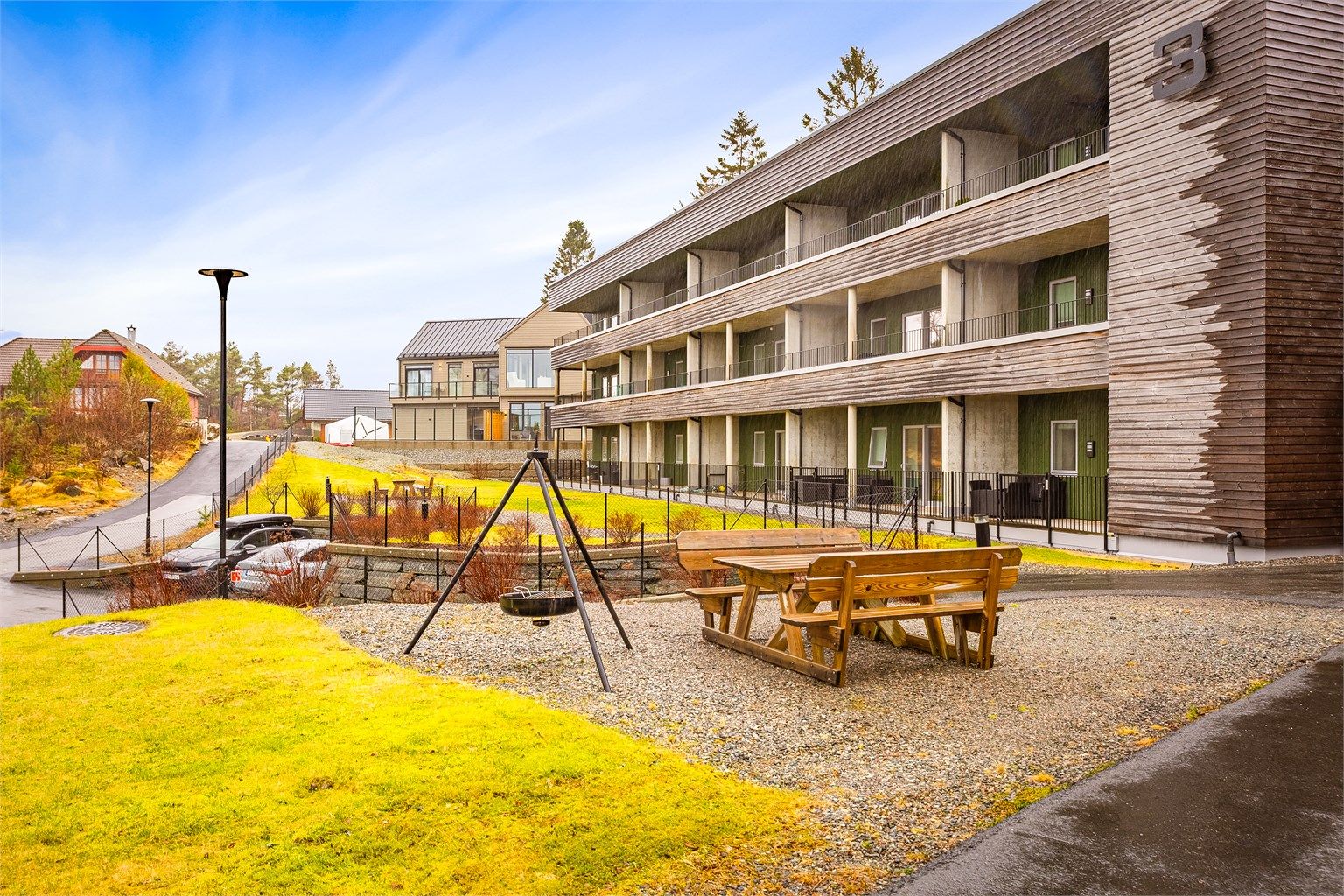 - Det er også fine fellesarealer på tomten -