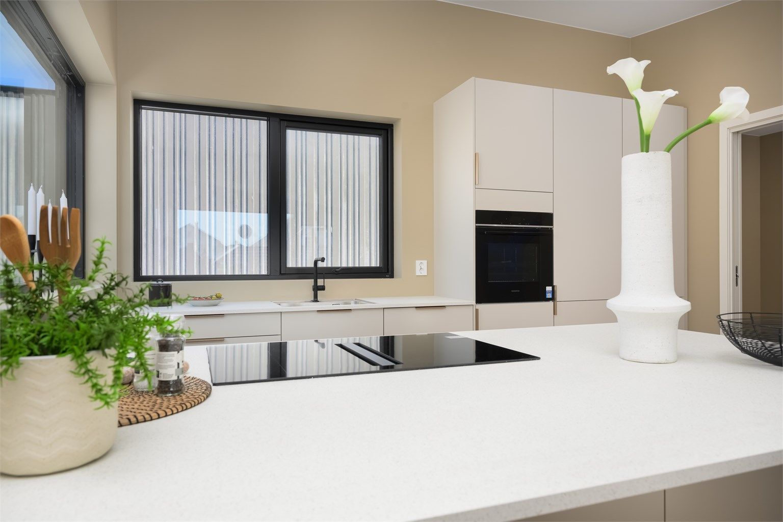 Alt av hvitevarer er helt nytt og medfølger handel