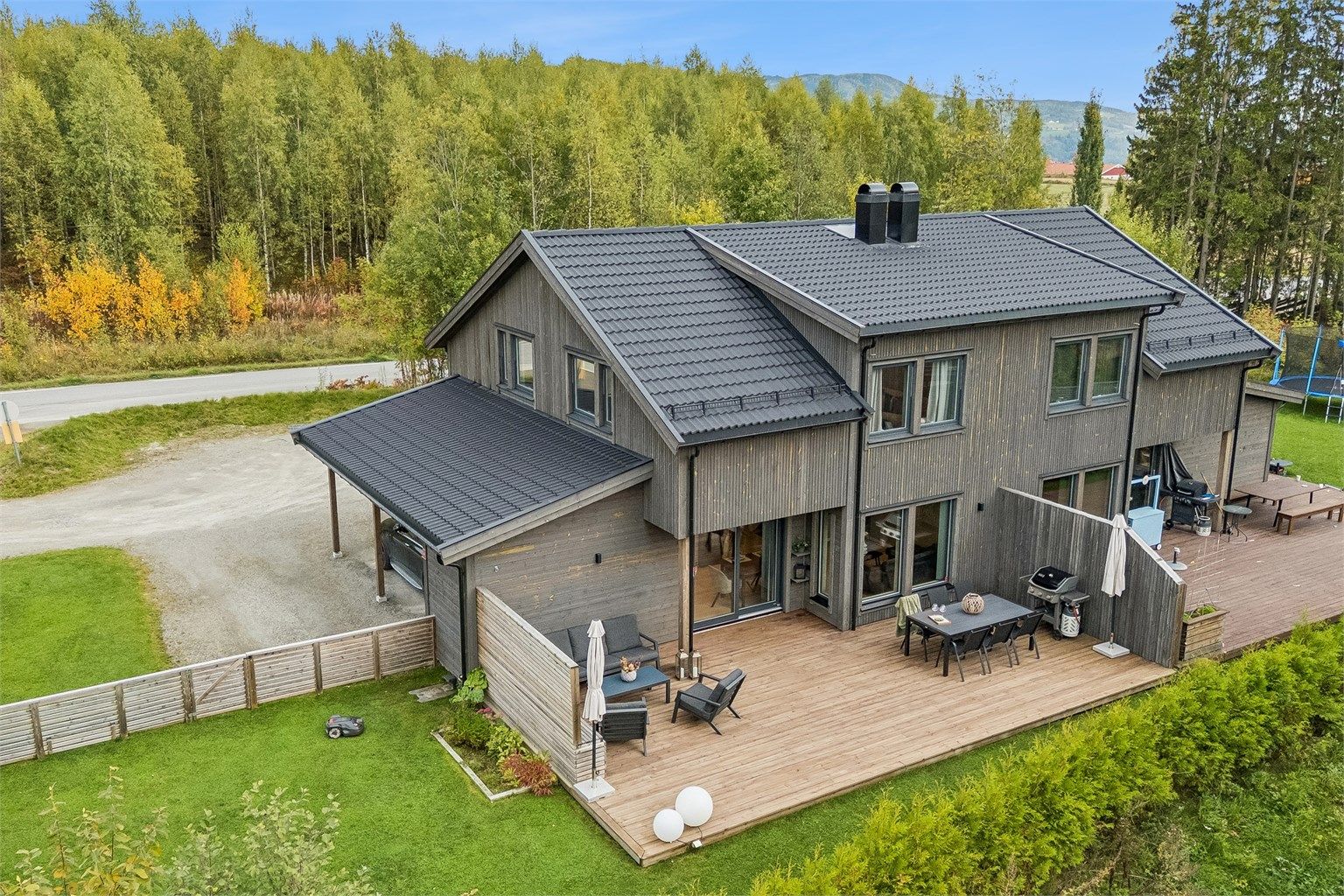 Velkommen til Kildevegen 2B - Flott 2-mannsbolig fra 2022 med stilrent uttrykk. 