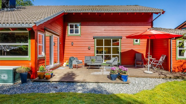 Uteområdet gir muligheter for møblering i ulike soner.