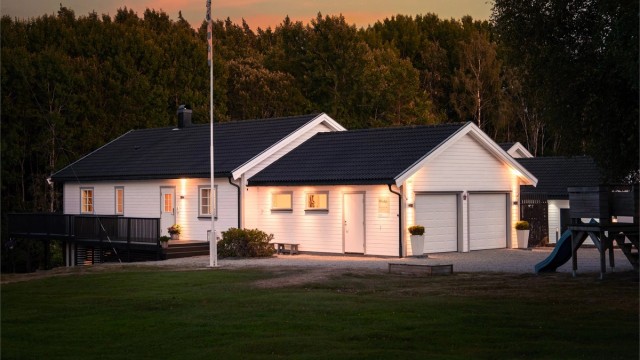 Nordbergveien 124 presenteres av Per-Espen Omberg i Krogsveen. Fotograf; Kristoffer Kristiansen.