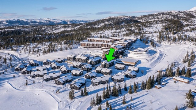 Topp-/hjørneleilighet med rå beliggenhet og herlig utsikt