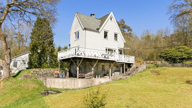- Boligen har en attraktiv og familievennlig beliggenhet -