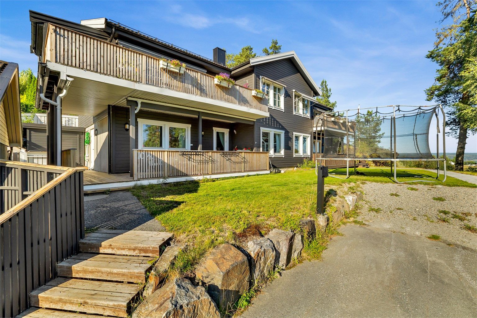 Eiendomsmegler Krogsveen v/Eskil R Tyskeberget ønsker velkommen til Fiolveien 10A