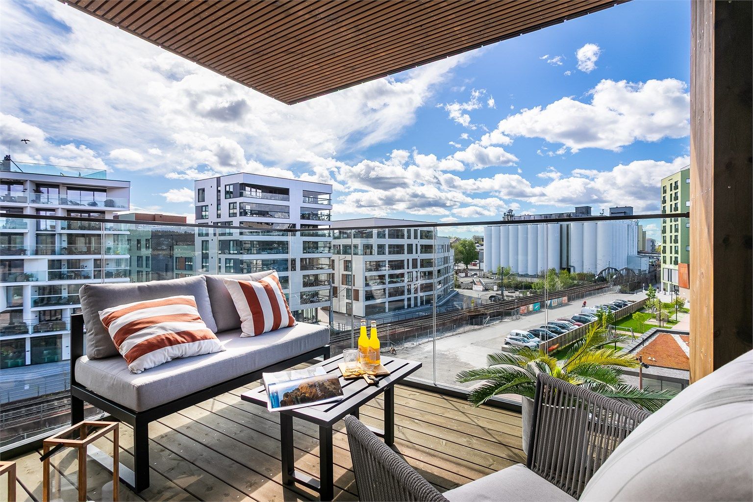 En meget lys og nyoppført 2-roms hjørneleilighet fra 2025! 