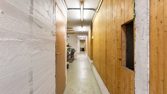 Leiligheten disponerer en bod på cirka 3 m² i kjelleren.