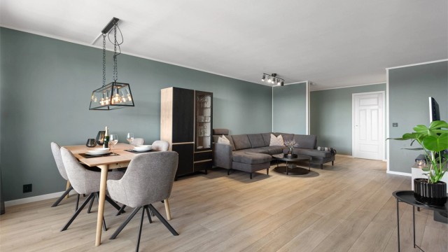 Innbydende leilighet med tre soverom beliggende i et rolig og barnevennlig boligområde i Åsen
Foto: Emotional Landscape Production Ole Thoresen