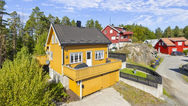 Rolig nabolag og kort vei til naturen og turområder.