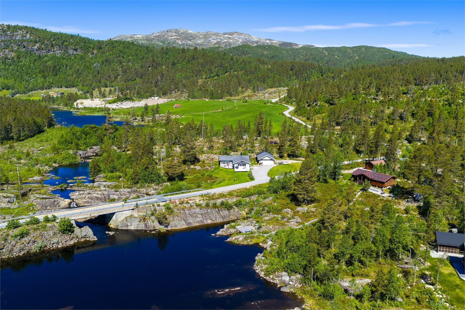 - Velkommen til Løyningsvegen 21 - 