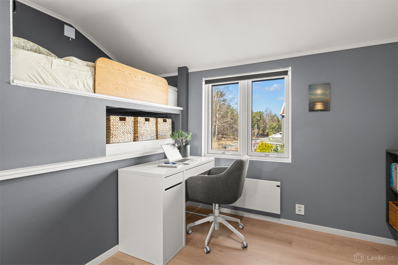 Soverom 4 med 1-stavs parkett