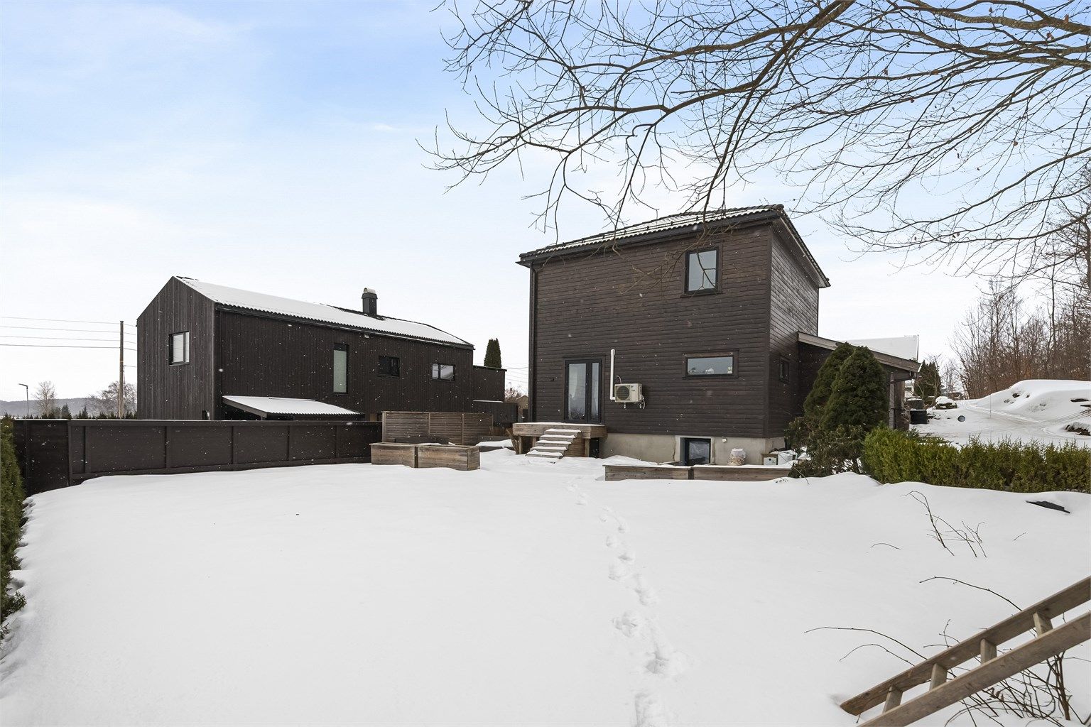 Hemsbakken 18 a - presentert av Krogsveen v/Andreas S. Bjønnes - Fotograf: Magik