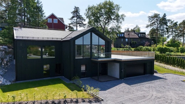 Villa Grimsrødkollen presenteres av Raymond Bøhn i Krogsveen.
