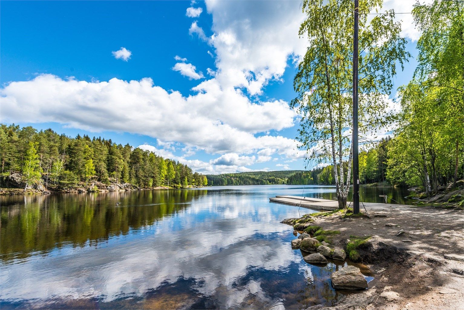 Badeplassen ved Rustadsaga/Nøklevann.