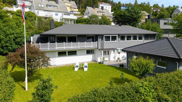 Velkommen til Fjelltunvegen 71 presentert av Krogsveen v/Eiendomsmegler/Partner Marit Stuen Aursnes