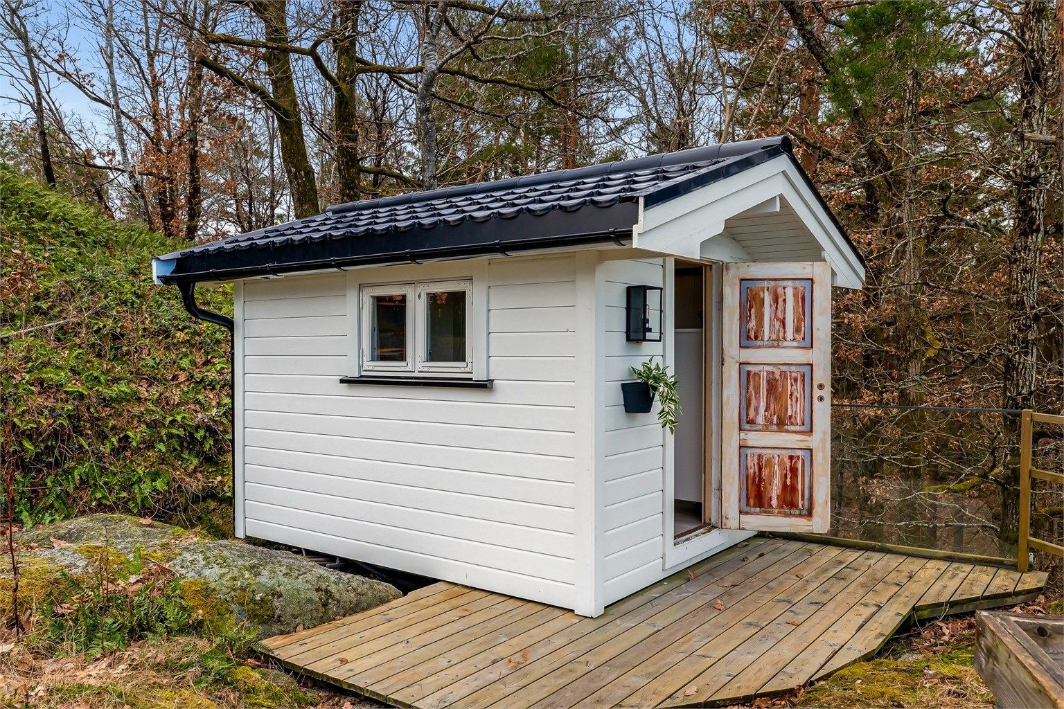Annekset er enkelt og benyttes til ekstra soveplass. Det finnes ikke noe dokumentasjon på dette bygget.