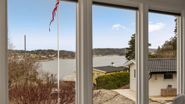 Nydelig utsikt til sjøen.