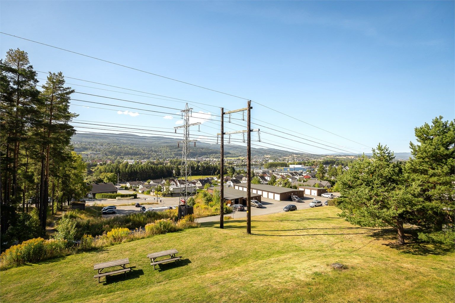 Kun ca. 300 meter til bussholdeplass