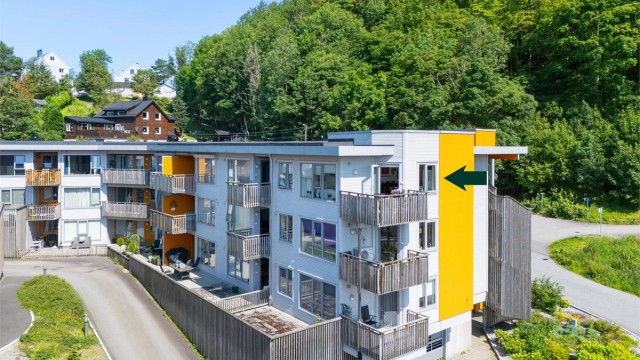 Velkommen til Lerkerinden 61! En flott topp- og hjørneleilighet v/ Maria Berge