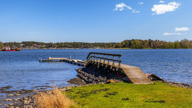 Med tilhørende båtplasser på fellesbryggen ligger alt til rette for et aktivt båtliv.