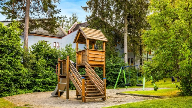 Flere lekeplasser i umiddelbar nærhet.