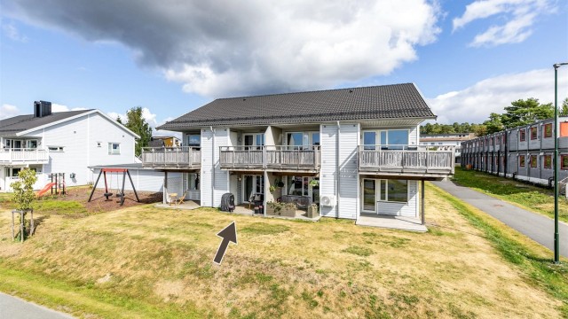 Leiligheten inngår i første og har meget enkel adkomst uten trapper.