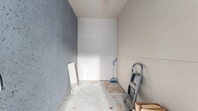 Leiligheten disponerer en utvendig bod.